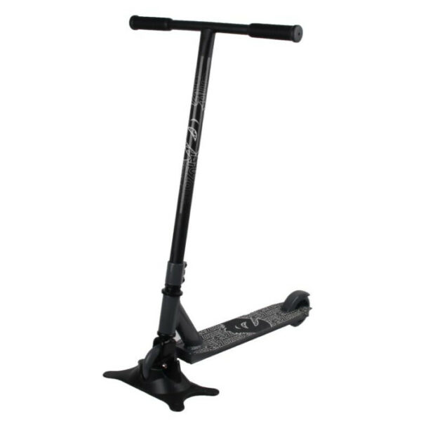 Scooter de Aluminio en Color Blanco y Negro 3a+Máx 10 Kg.